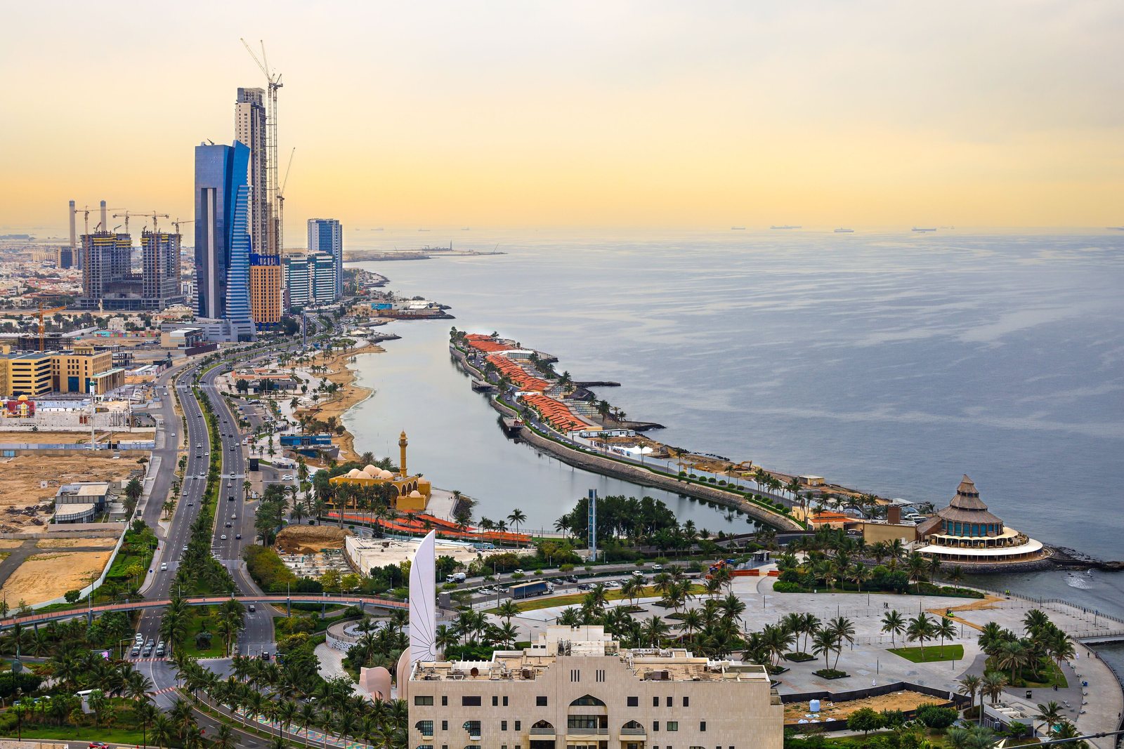 كورنيش جدة على البحر الأحمر